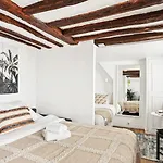 BnBNook - Stylish Studio in Trendy Le Marais
